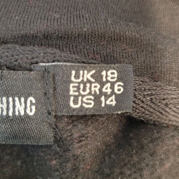 Pretty Little Thing Crop Zip Up Hoodie Black w/ White Logo - Size : Girls 14 - Picture 8 of 8